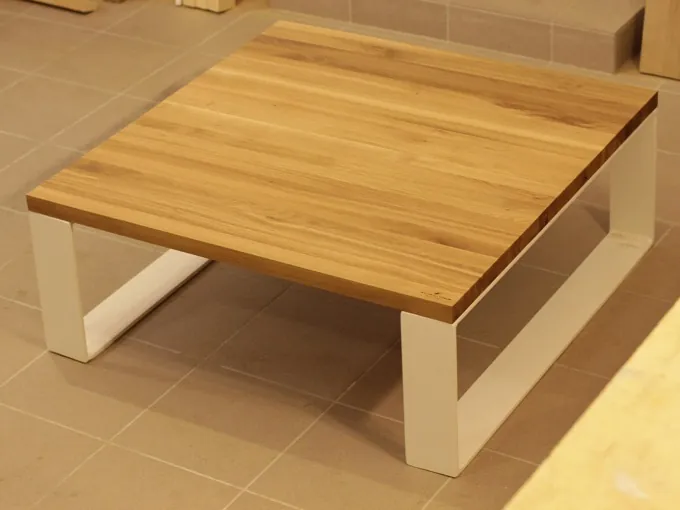 Sofabord Nica i heltre eik