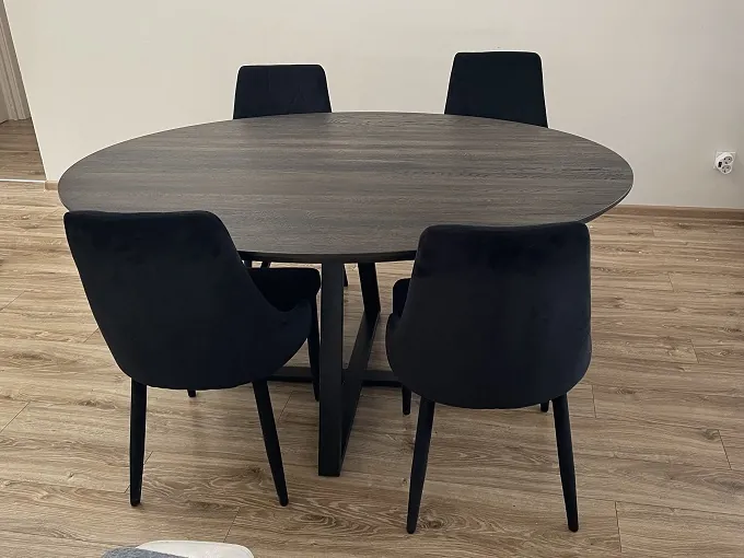 Spisebord Marsala II i heltre eik