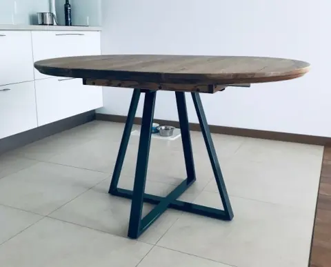 Spisebord Marsala i heltre eik